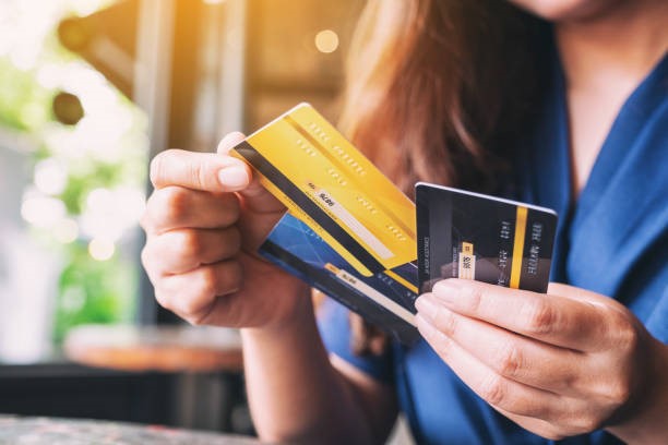 Pagar con tarjeta de crédito santander Caixabank BBVA